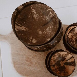 Coconut Bowl Set: Raw Handmade Bowls (4 Pieces, Various Sizes) image 6