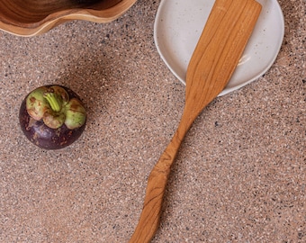 Wabi Ceramic Spoon Rest: Handcrafted Kitchen Utensil Holder