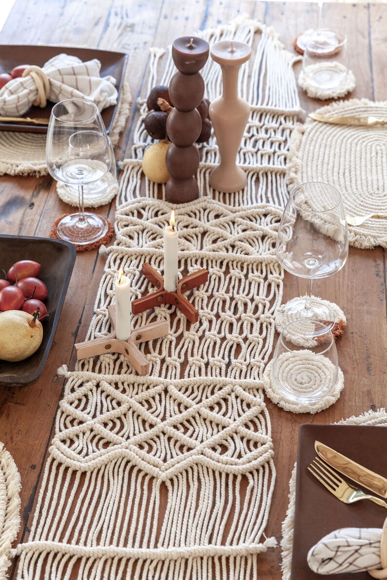 Scallop Macrame Table Runner - Etsy