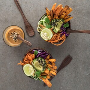 Coconut Bowl Set: Raw Handmade Bowls (4 Pieces, Various Sizes) image 4