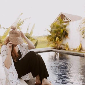 Sombrero con visera: estilo ratán ámbar (ajustable, hecho a mano, con protección UV) imagen 5