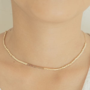 Golden Beaded Necklace in Stucco