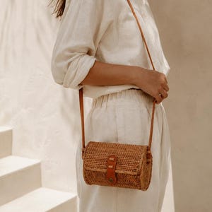 Circle Rattan Purse: Handmade Bali Bag with Leather Strap image 8