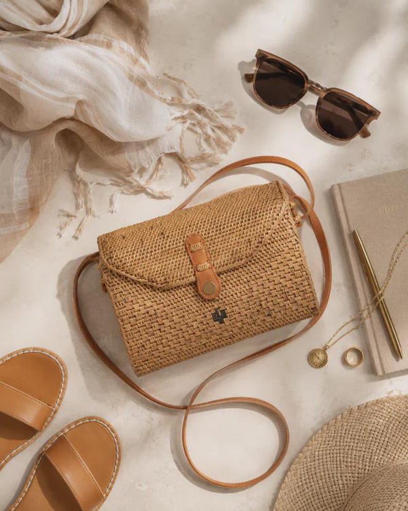 Kota-rotanportemonnee: zwarte geweven clutch - leren band, handgemaakt Bali afbeelding 14