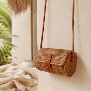 Circle Rattan Purse: Handmade Bali Bag with Leather Strap image 1