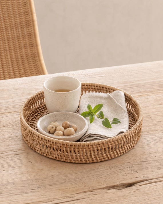 Runde Tabletts aus Rattan und Seegras, handgeflochten | Kunsthandwerkliches Servieren, Wanddekoration – Klein, Mittel, Groß