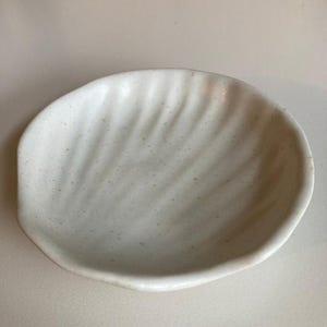 Wabi Ceramic Catch All Dish: Handcrafted Jewelry Holder