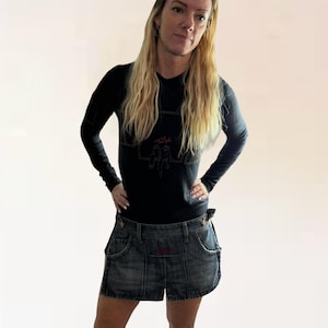 Marithé François Girbaud blue mini skirt size 40 FR – Low-rise jeans, dungaree buckle, logo skirt