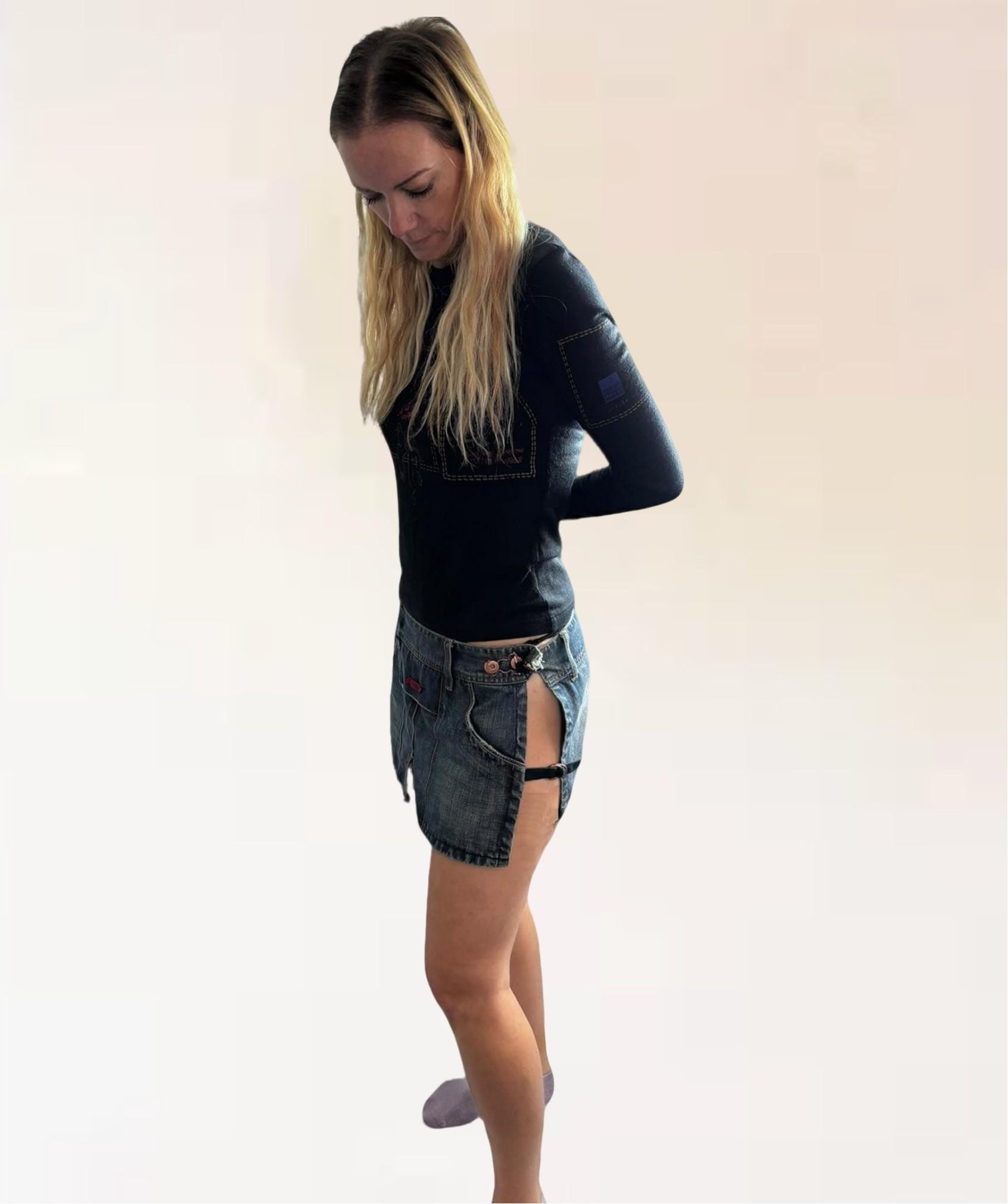 Mini Jupe En Jeans Girbaud Taille 40 - Occasion Très Bon état, Noir à Rayures Beiges, Style évasé, Matière élastique