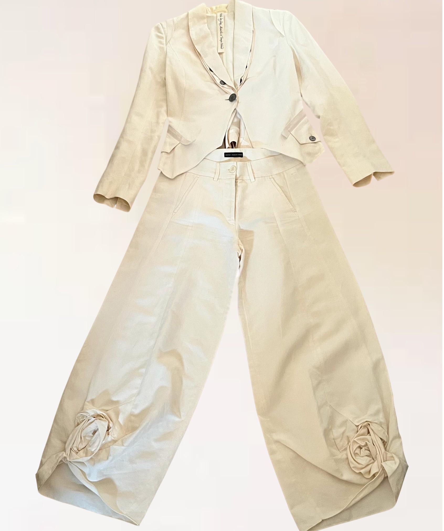 Ensemble 3 Pièces Girbaud – Veste Cintrée + Jupe Corset + Chemise Rayée – Taille M – Style Déstructuré