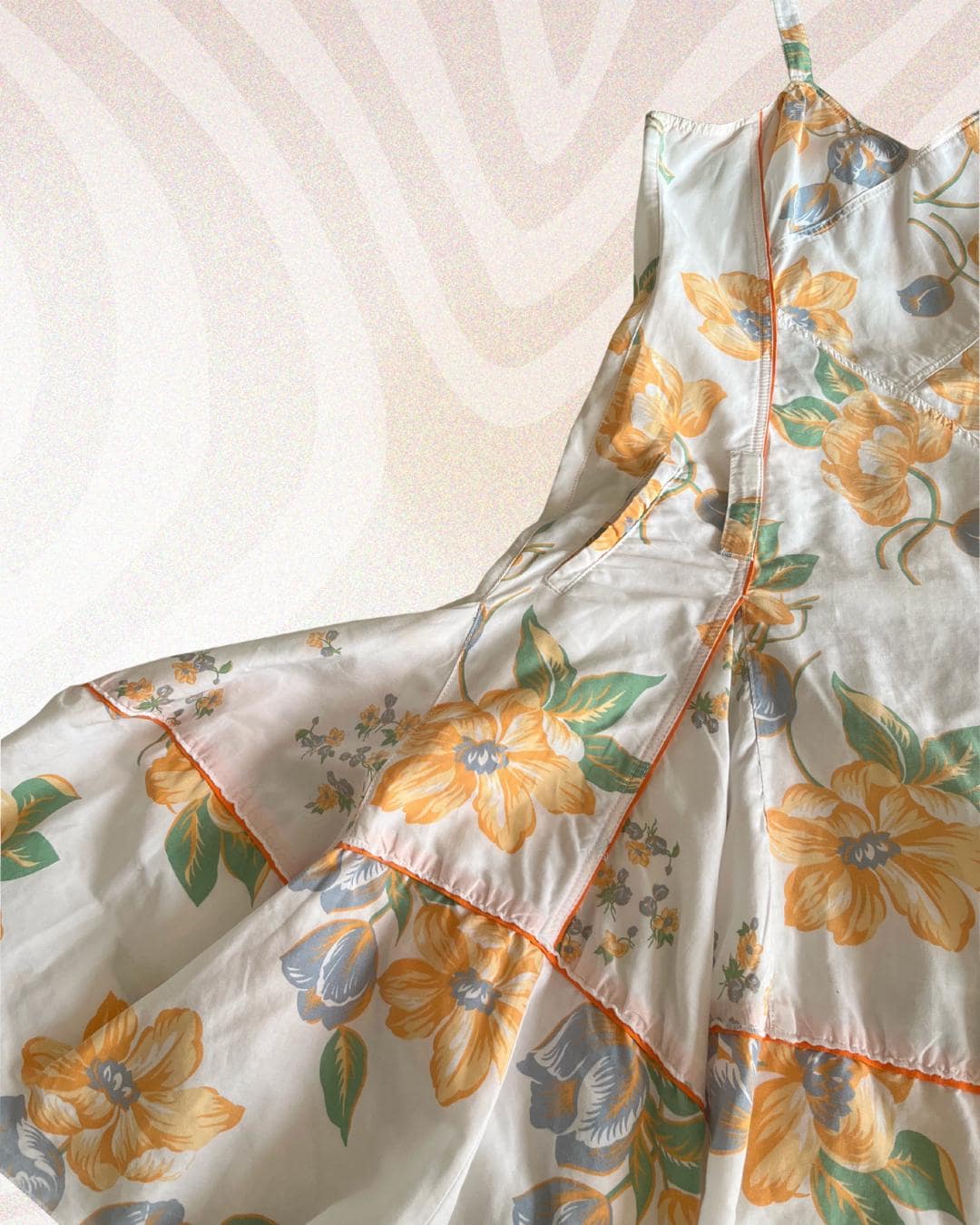 Robe Fleurie Blanche Et Orange Marithé Et François Girbaud Taille 38 - Occasion Très Bon état