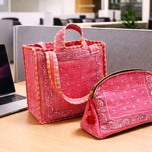 Roze bandana gewatteerde draagtasset, handgemaakte katoenen boho etnische handtas