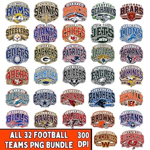 Puede incluir: Una colección digital de 32 logotipos de equipos de fútbol americano de la NFL dispuestos en una cuadrícula, con nombres y mascotas de equipos en varios colores. La sección inferior incluye el texto ALL 32 FOOTBALL TEAMS PNG BUNDLE 300 DPI sobre un fondo naranja.