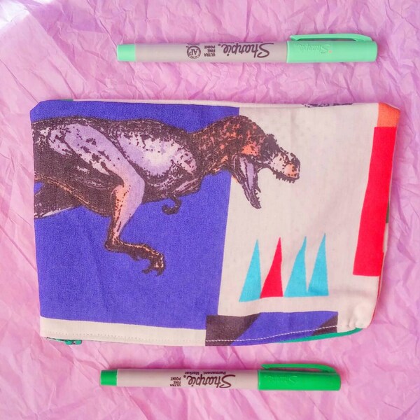 Upcycled Jurassic Park Trex Vintage-Stil Reissverschluss Bleistift Tasche Kosmetiktasche
