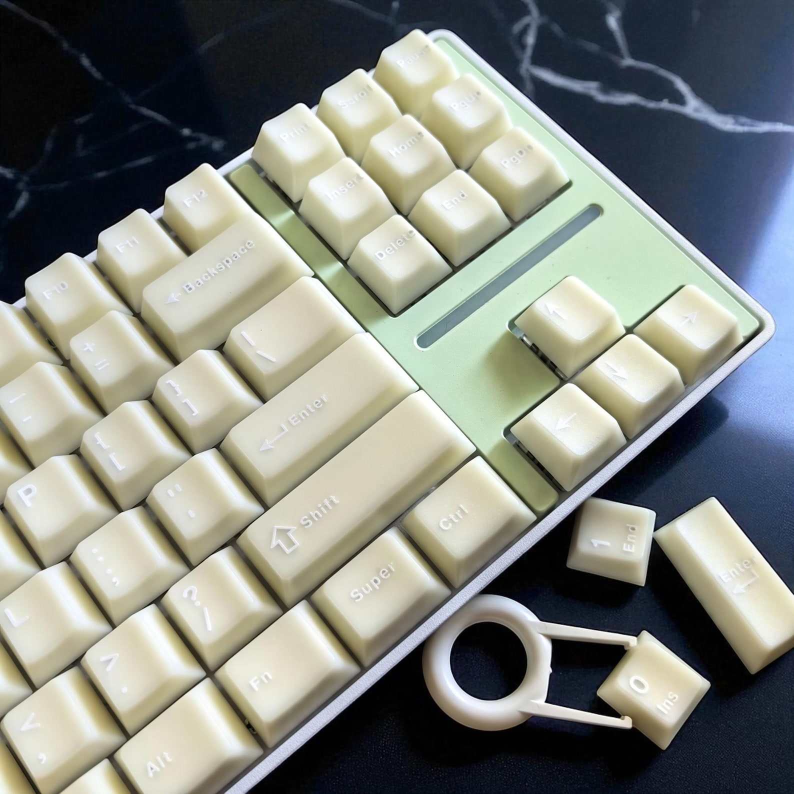 Retro Cream Keycaps Set – Custom Mechanical Keyboard Keycaps – PBT Dye ...