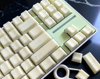 Retro Cream Keycaps Set – Aangepaste Mechanische Toetsenbordtoetsen – PBT Dye-Sub – Kersenhout Profiel – Minimalistische Esthetiek