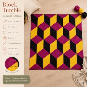 Op de afbeelding: Een Block Tumble haakpatroon met een geometrisch kubusontwerp in zwart, geel en magenta. De details omvatten 254 x 238 steken, afmetingen van 159 x 132 cm, 3 kleuren en een vaste haaktechniek geschikt voor tapestry en intarsia.