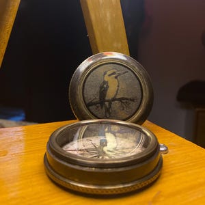 Robert Frost Compass – Engraved Brass Pocket Compass with &#39;The Road Not Taken&#39; Poem – Inspirational Gift for Graduation, Travel, Retirement.