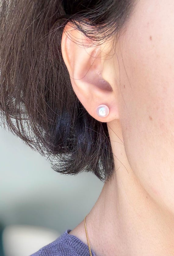 18K天然日本製海水アコヤ真珠スタッドピアス 高光沢ハンドメイド 彼女 
