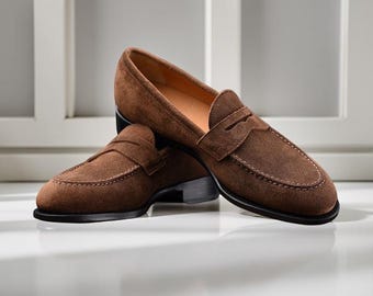 Mocassins penny en daim marron pour hommes, chaussures sans lacets décontractées faites main