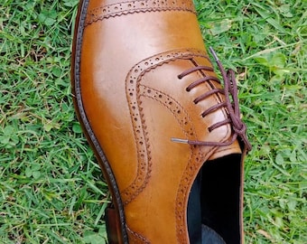 Herren-Oxfordschuhe aus hellbraunem Leder | Handgefertigte Brogue-Schuhe mit Kappe | Cognacfarbene Herren-Businessschuhe | Schuhe für Hochzeiten und Business
