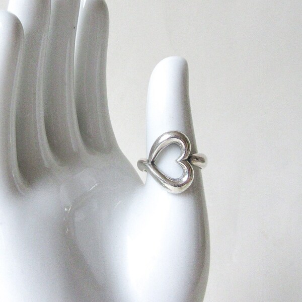 James Avery Abounding Heart Ring, Sterling Silver Size 6 1/4 Retired