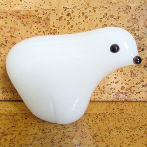 Polar Bear Art Glass Sculpture, 4.5&quot; Figurine, Vintage Paperweight ON SALE