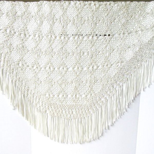 macrame shawl