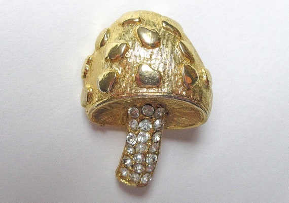 Crystal Mushroom Pin, 1.5" Rhinestone Gold Tone V… - image 2