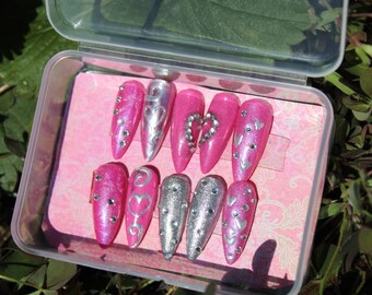 Uñas postizas de princesa rosa: corazón de diamantes de imitación cromados plateados con efecto ojo de gato