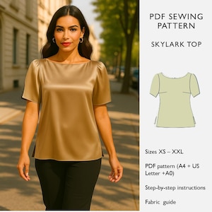 Könnte beinhalten: Eine Frau trägt ein goldfarbenes Oberteil mit kurzen Ärmeln und Bootsausschnitt sowie eine schwarze Hose. Das Bild enthält ein PDF-Schnittmuster für das Skylark Top, mit den Größen XS-XXL, Schritt-für-Schritt-Anleitungen und eine Stoffanleitung.