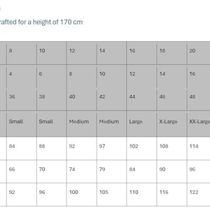Pu&ograve; includere: Una tabella delle taglie standard in centimetri, con taglie UK, US ed EU, e taglie doppie da X-Small a XX-Large. Misure di busto, vita e fianchi, con misure del busto da 80 cm a 126 cm.