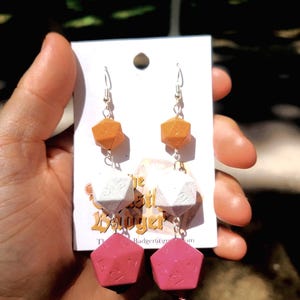 Lesbian Pride D20 earrings | Lesbian Dice earrings | DnD or Pathfinder RPG Resin Dice jewelry | Fun Quirky Gamer earrings | Nerdy Jewelry