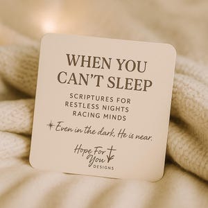 Quando você não consegue dormir – 10 cartões com versículos bíblicos para ansiedade e insônia | Encorajamento cristão para imprimir para noites agitadas | Descanse em Deus