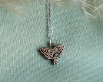 Bronze butterfly necklace - Cottagecore jewelry