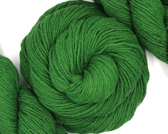 Verde felce - 100% cotone riciclato, maglione recuperato, filato ecologico e riciclato - Peso Dk