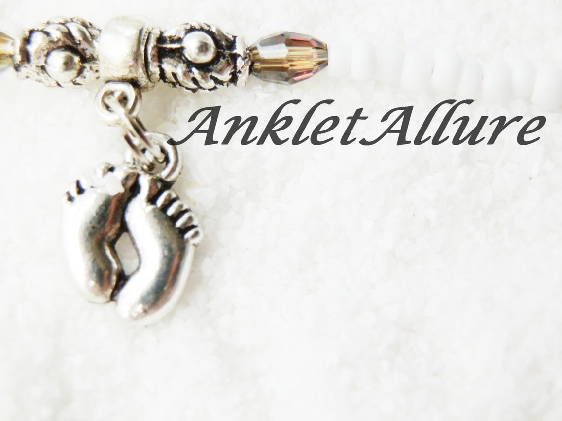 anklet barefoot