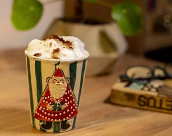 Handgefertigte Weihnachtsmann Keramiktasse - Festliche Weihnachtskaffeetasse