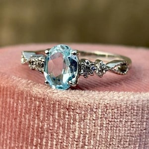 Oval Aquamarin Verlobungsring, Vintage Aquamarin Ring Rosegold, Zierliche Oval Runde Ring, Einzigartige Aquamarin Ring Geschenk für sie,