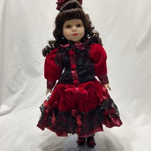Beautiful Vintage Porcelain Doll The Vanessa Collection Vanessa Ricardi Special Edition 2000