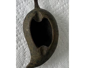 Vintage Etched Brass Ashtray Trinket Dish Mango  Paisley Leaf 3.5" 1970s