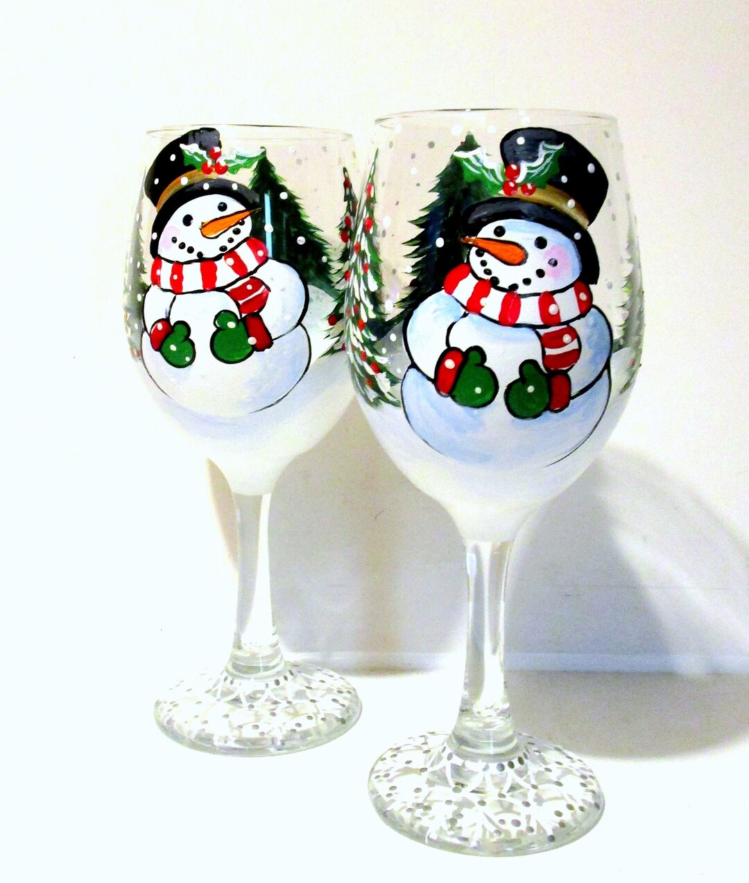 Snowman Hand Painted Wine Glasses Set of 2 20 Oz. White Wine Glasses
