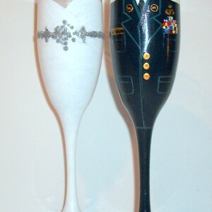 Bride and Groom Wedding Dress and United States Air Force Uniform Hand Painted Set of 2 / 6 oz. Champagne Flutes, Toasting Flutes, Wedding image 2