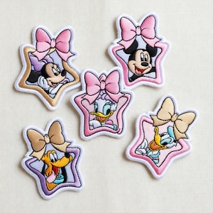 Disney Mickey und Friends Sternförmiger gestickter Aufnäher, Minnie, Mickey Daisy, Pluto, Goofy Aufnäher, Disney Reisegeschenk, Jackenaufnäher