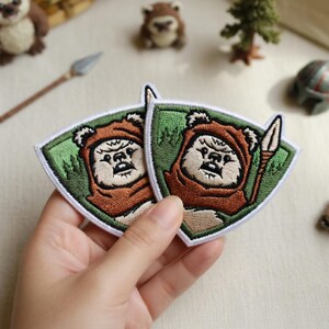 Disney Ewok broderad lapp, Star Wars Björn broderad stryklapp, Disney-resa gåva, jacklapp