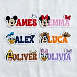 Toppe personalizzate ricamate con nome di Topolino e i suoi amici Disney, toppa termoadesiva di Topolino, toppa di Disneyland, regalo per bambini per un viaggio a Disneyland, toppa per zaino.