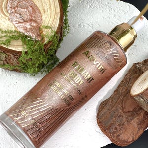 Radiant Body Highlighter Oil – Shimmer Glow Body Oil, Luminous Skin, Hydrating Non-Greasy Moisturizer | Aavini