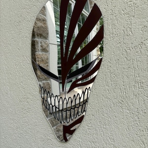 Bleach Ichigo Hollow Mask Mirror – Anime Wall Decor