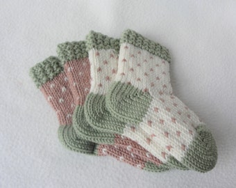 KNITTING PATTERN / Lilliput Baby Socks / knit sock pattern / baby sock pattern / fair isle sock pattern Sizes 0-36 mos