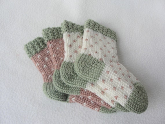 KNITTING PATTERN / Lilliput Baby Socks / knit sock pattern / baby sock pattern / fair isle sock pattern Sizes 0-36 mos
